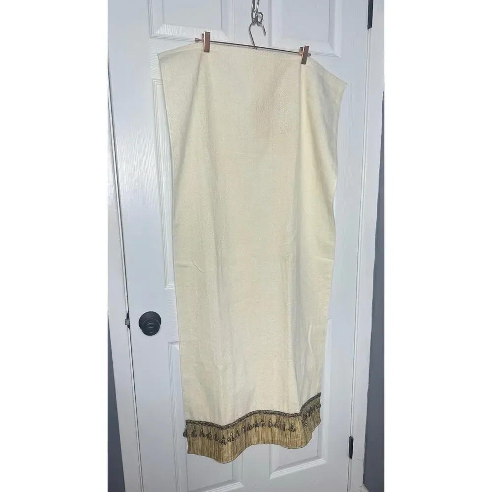 Vintage Avanti Look Cream Towel Set -2 Bath Towels with Tassels & 1 Wash Cloth